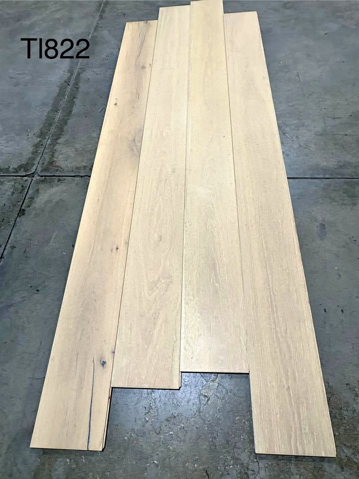 Chêne blanc TL822 6 1/2 x 1/2 Grade 2
