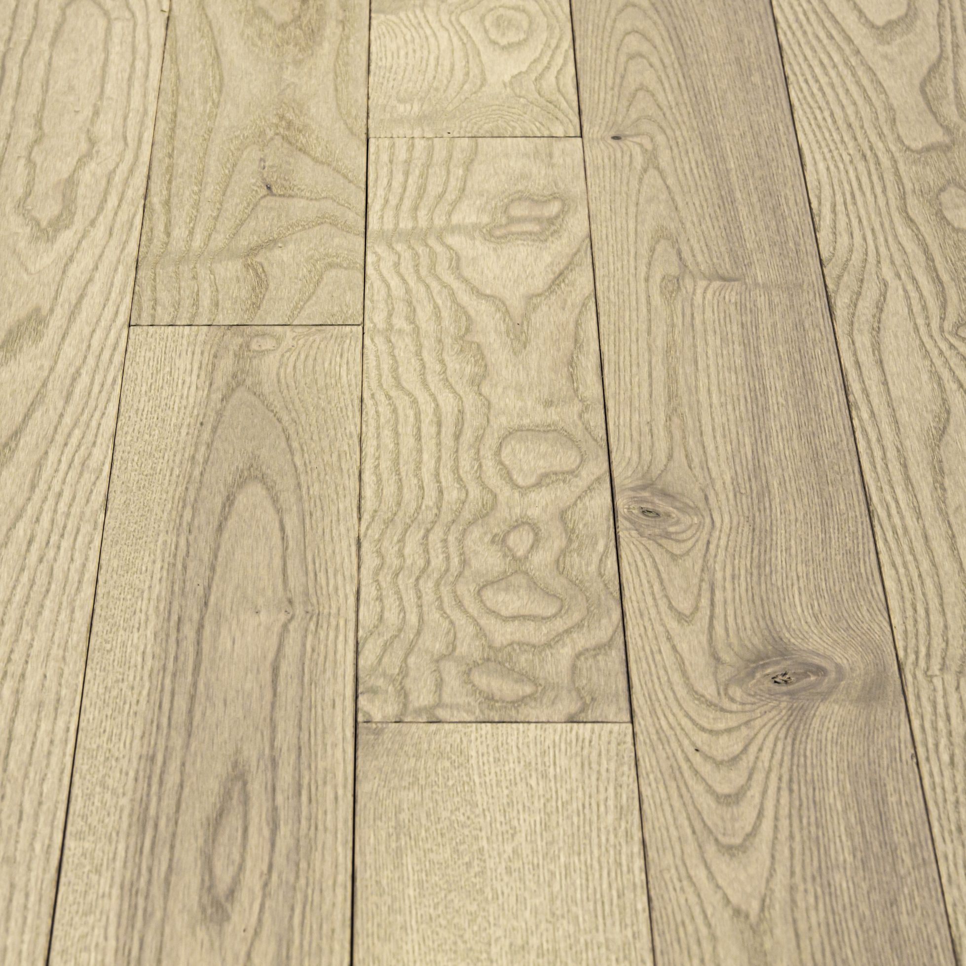 Matériaux Surplus Liquidation Plancher de bois franc Matériaux Surplus Liquidation Plancher de bois franc